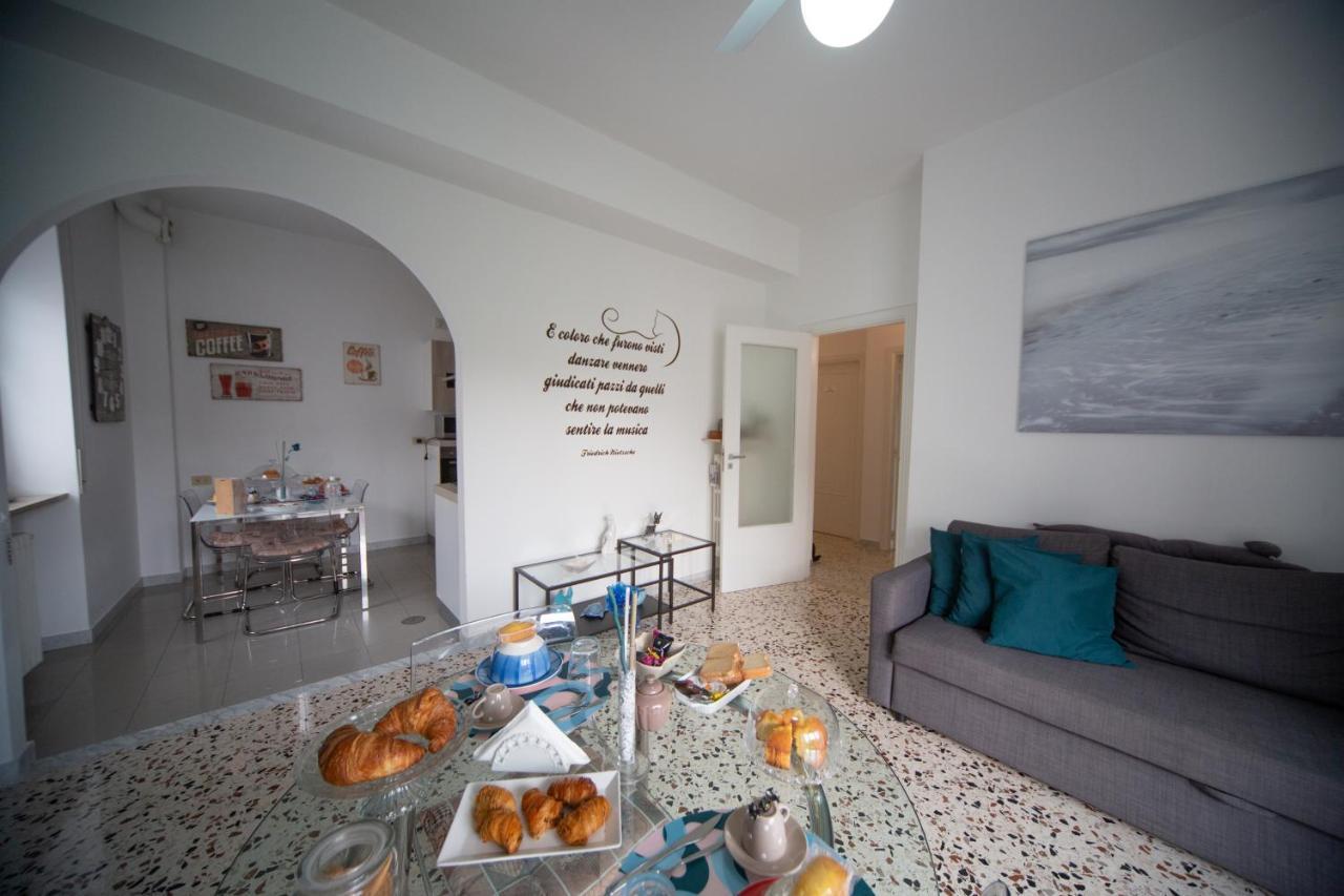 Casa Luisa Bed & Breakfast Salerno Ngoại thất bức ảnh